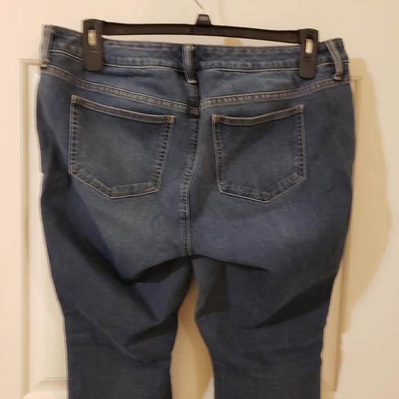 Torrid cropped skinny jeans size 16 - Picture 5 of 10